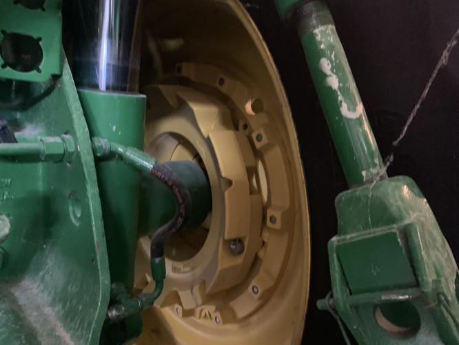 John Deere 8285R