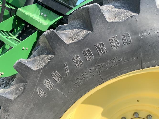 John Deere 8285R