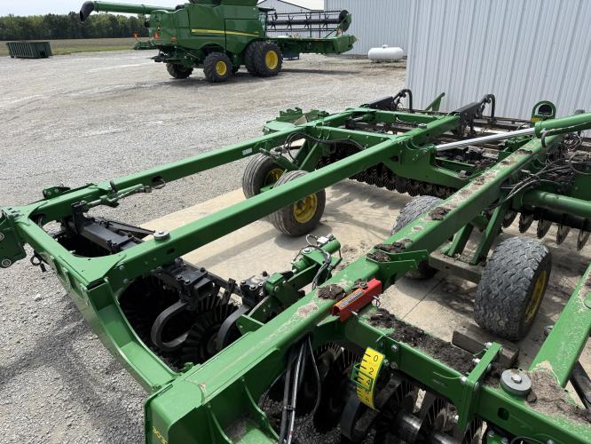 John Deere 2660VT