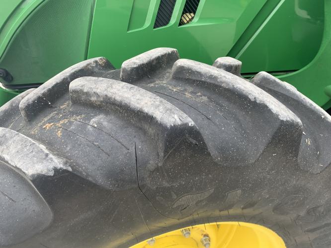 John Deere 6130R