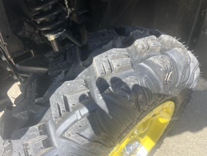 John Deere XUV835R Premium Cab