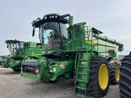 2025 John Deere S7 900