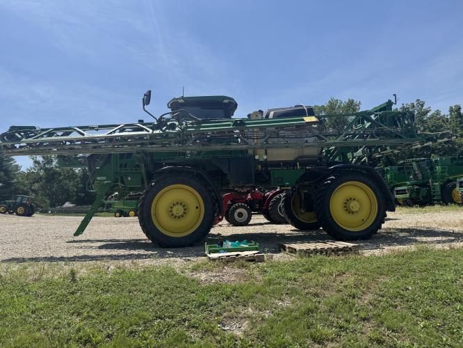 John Deere 412R