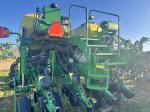 John Deere 1775NT