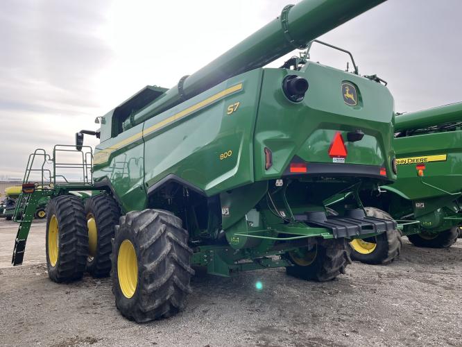 John Deere S7 800