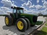 John Deere 8520