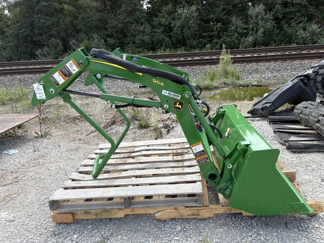 John Deere 120R