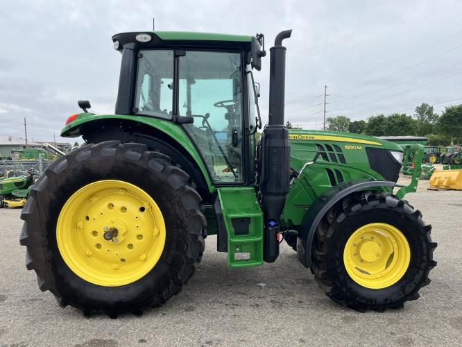 John Deere 6130M