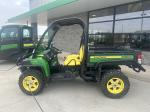 John Deere 825I