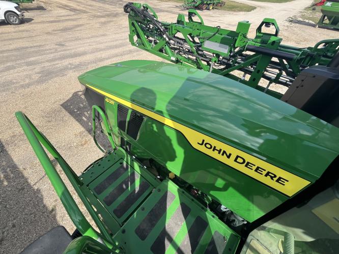 John Deere 412R