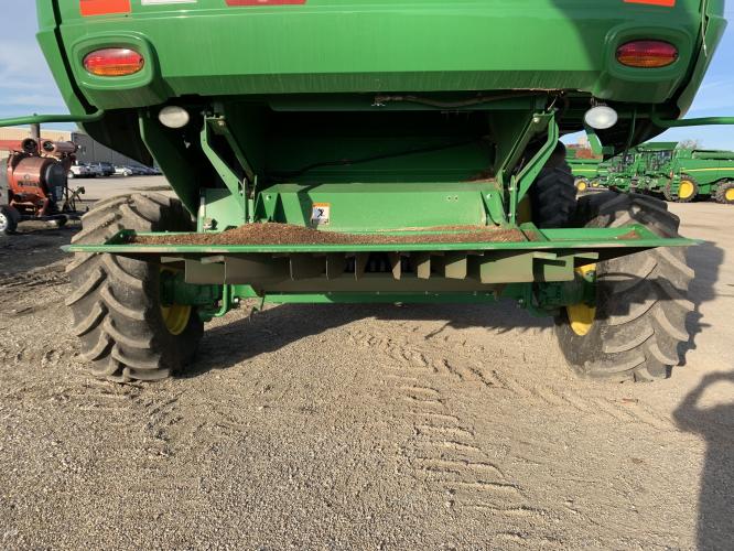 John Deere S770