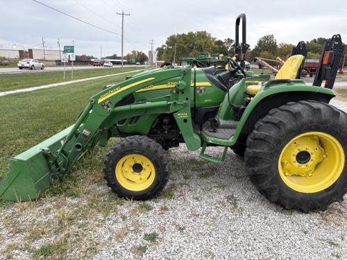 2005 John Deere 4520