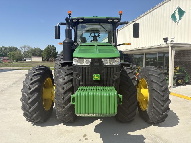 John Deere 8400R