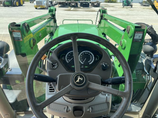 John Deere 6115R