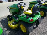 John Deere X570