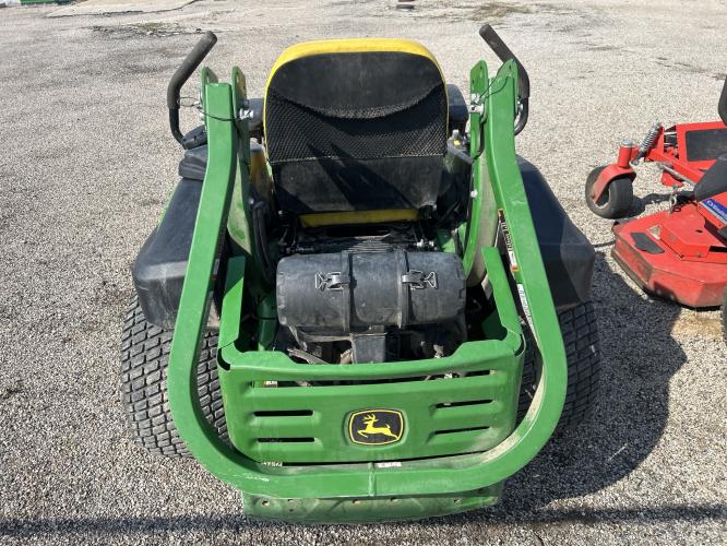 John Deere Z915E