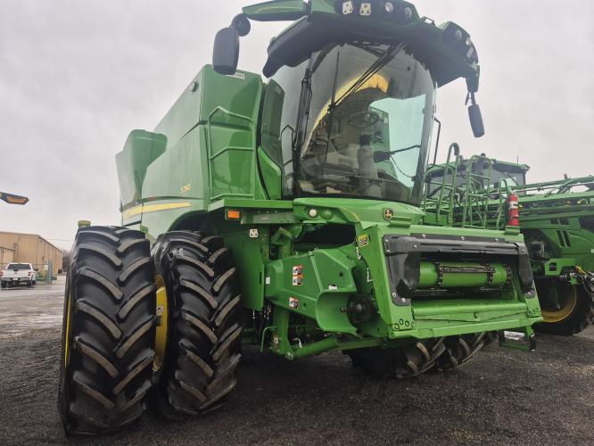 John Deere S790