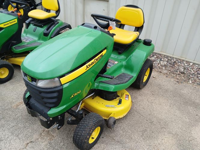 John Deere X300