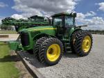 John Deere 8520