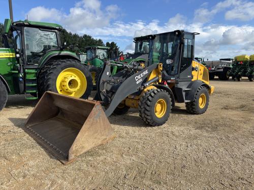 2023 John Deere 324L