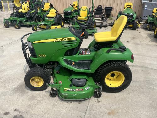 2012 John Deere X720