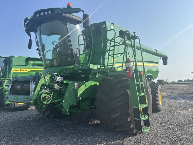 John Deere S680