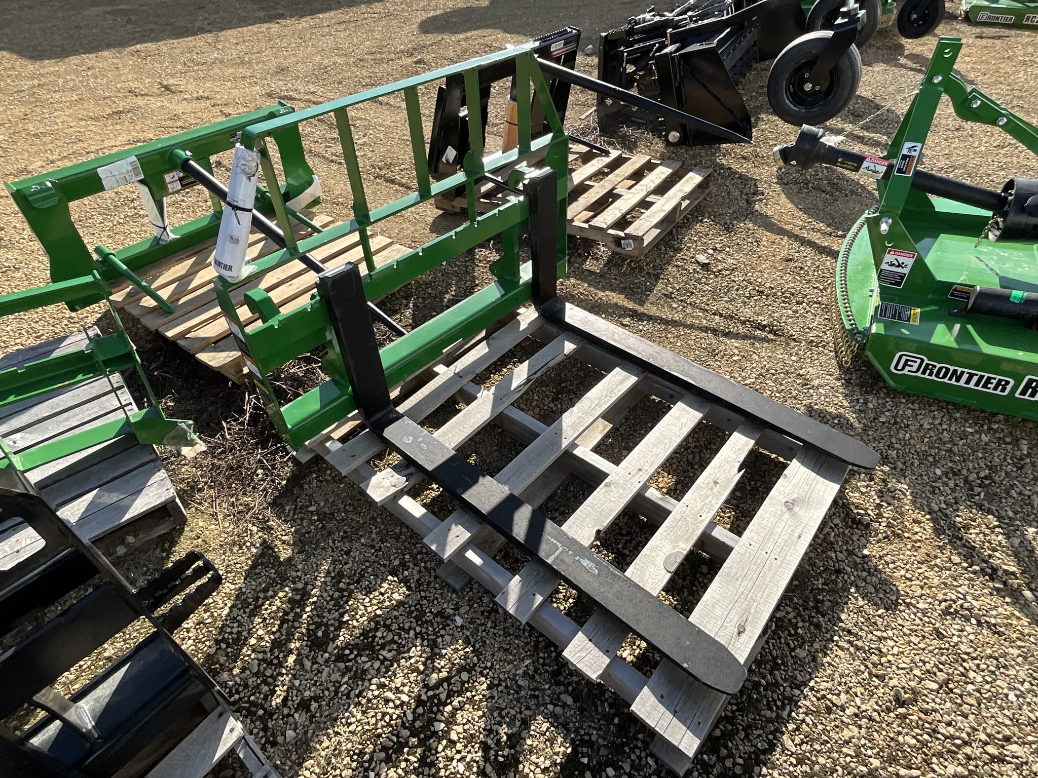 Used John Deere AP12G 182148 Sloan Implement