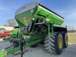 John Deere 345 SPREADER