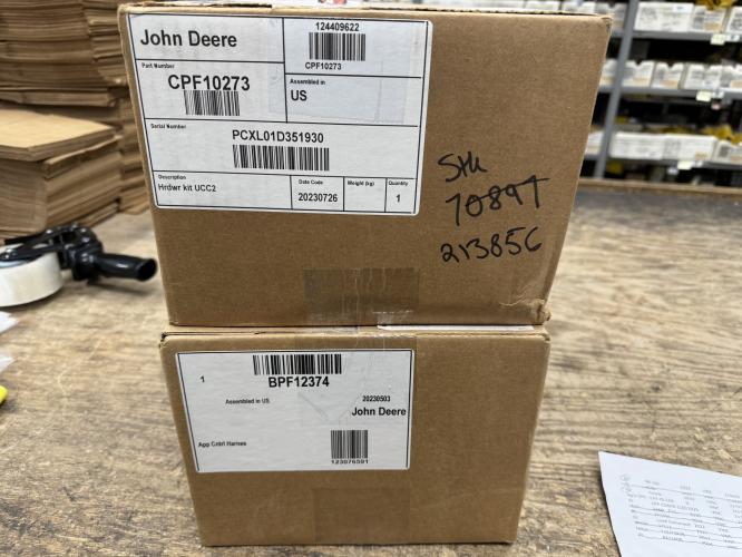 John Deere NEW APP CONTR 1100