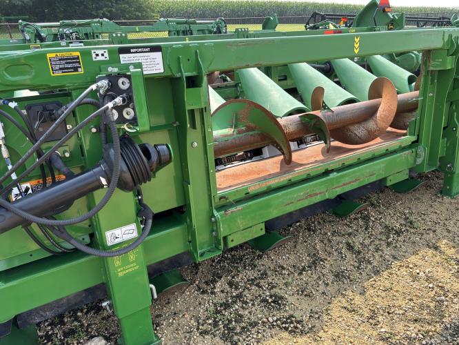 John Deere C8R