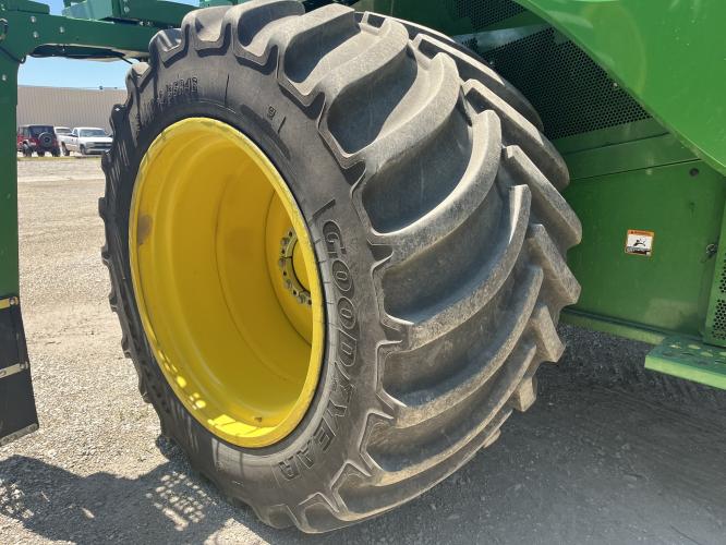 John Deere S790