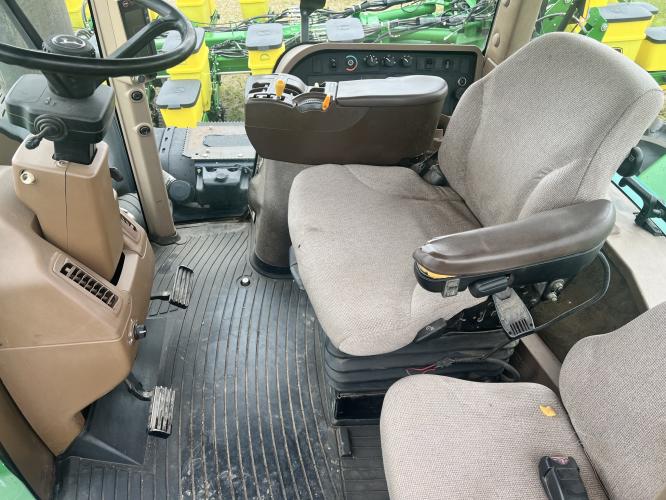 John Deere 9230