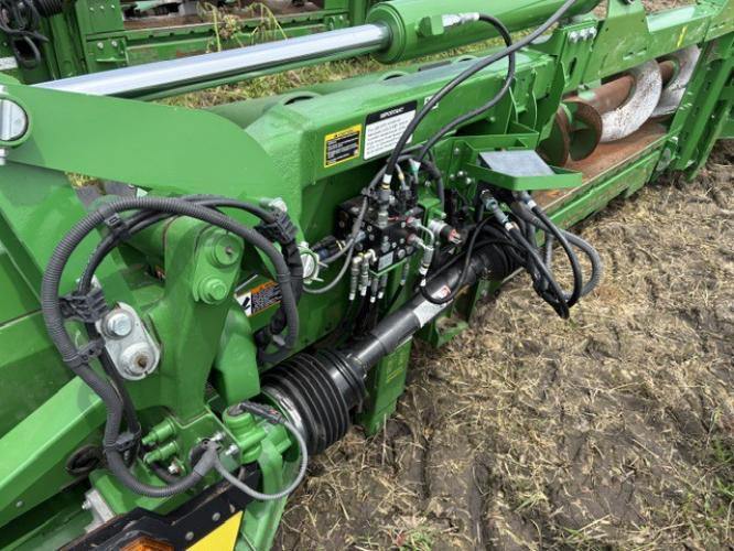 John Deere C12F