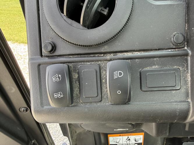 John Deere XUV835M HVAC Cab