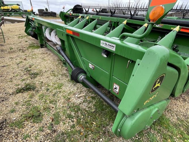 John Deere 608C