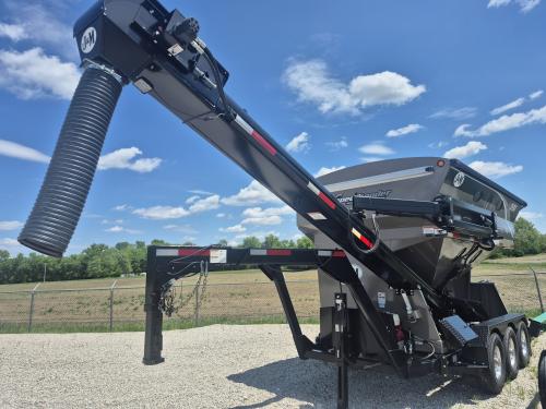 2024 J&m 390