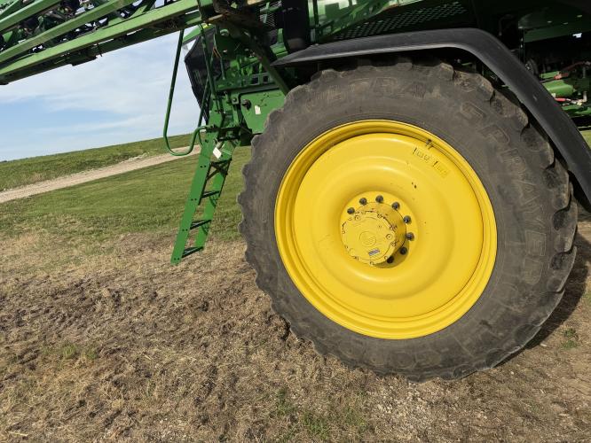 John Deere 612R