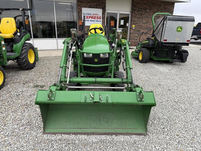 John Deere 1025R