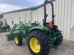 John Deere 4052M