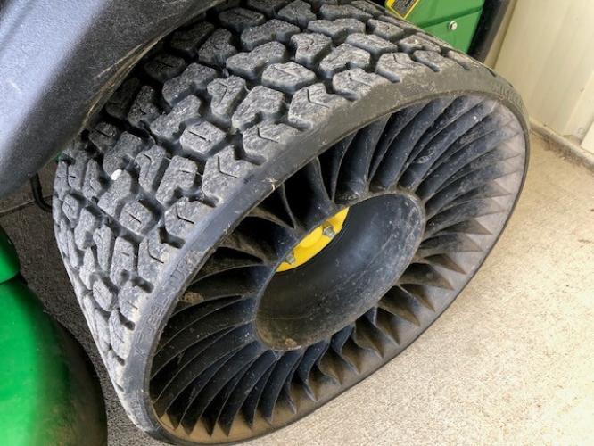 John Deere Z930R