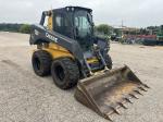 John Deere 330G