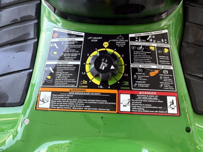 John Deere X330