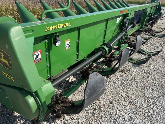 John Deere 712C