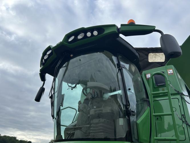 John Deere S680