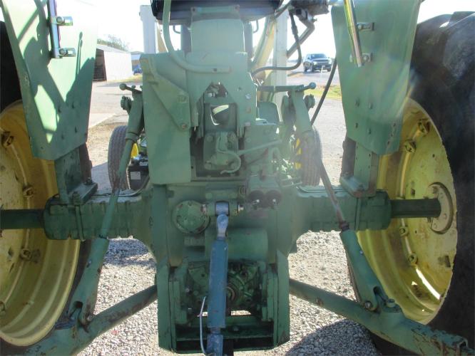 JOHN DEERE 4020